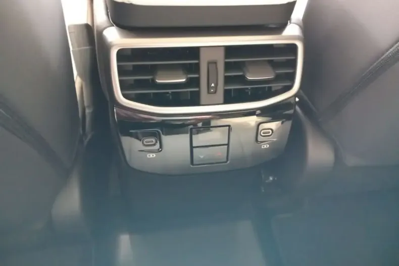 Lexus RX 450 din 2024 cu 10 km - oferta LEX122340 - foto 10