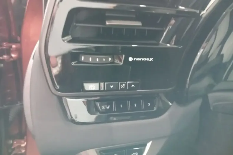 Lexus RX 450 din 2024 cu 10 km - oferta LEX122340 - foto 13