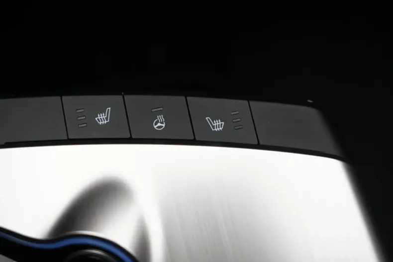 Kia EV6 din 2023 cu 14.000 km - oferta KIA122344 - foto 24