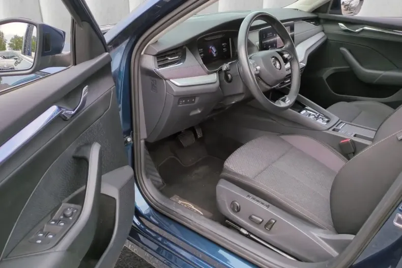 Skoda Octavia din 2022 cu 28.900 km - oferta SKO122345 - foto 6