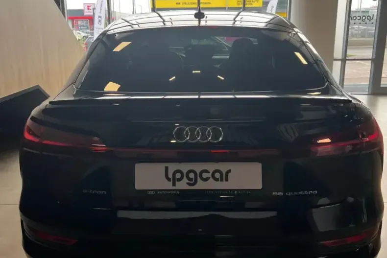 Audi e-tron din 2021 cu 39.247 km - oferta AUD122352 - foto 6