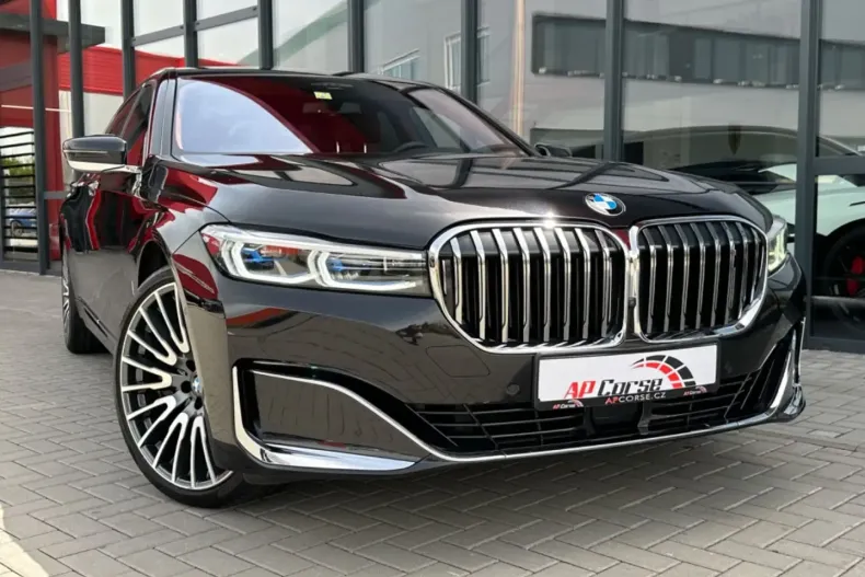 BMW M760 din 2020 cu 49.000 km - oferta BMW122357 - foto 1