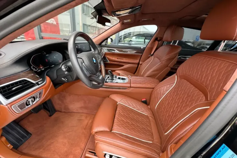 BMW M760 din 2020 cu 49.000 km - oferta BMW122357 - foto 2