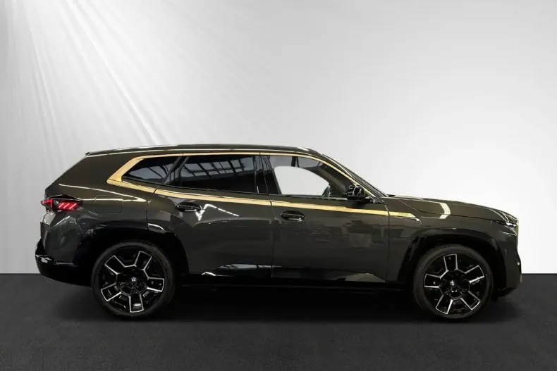 BMW XM din 2023 cu 16.891 km - oferta BMW122358 - foto 1