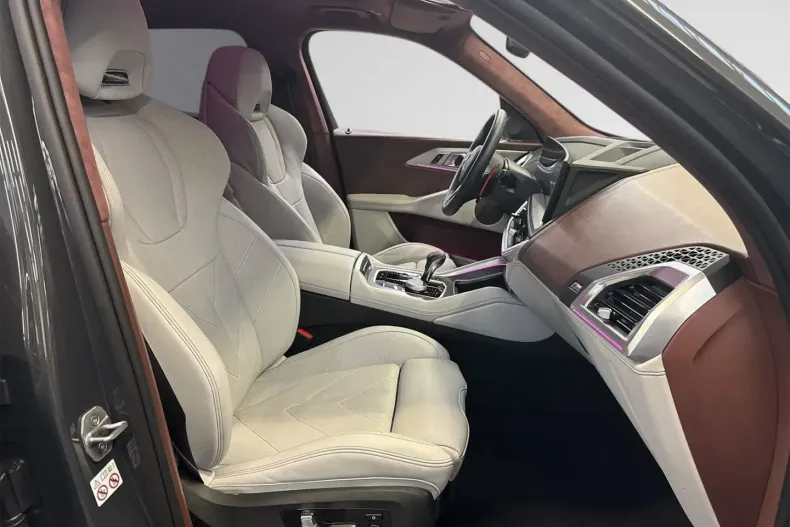 BMW XM din 2023 cu 16.891 km - oferta BMW122358 - foto 5