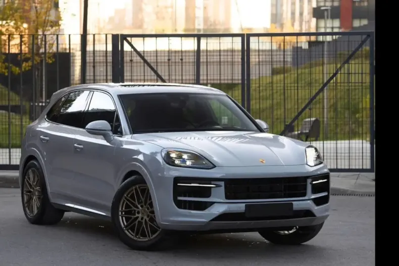 Porsche Cayenne din 2024 cu 17.700 km - oferta POR122361 - foto 1