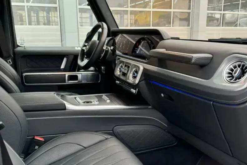 Mercedes-Benz G 63 AMG din 2024 cu 9.972 km - oferta MER122364 - foto 6