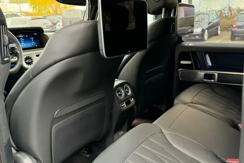 Mercedes-Benz G 63 AMG din 2024 cu 9.972 km - oferta MER122364 - foto 9