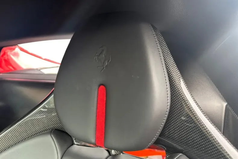 Ferrari 296 GTB din 2022 cu 21.000 km - oferta FER122366 - foto 17