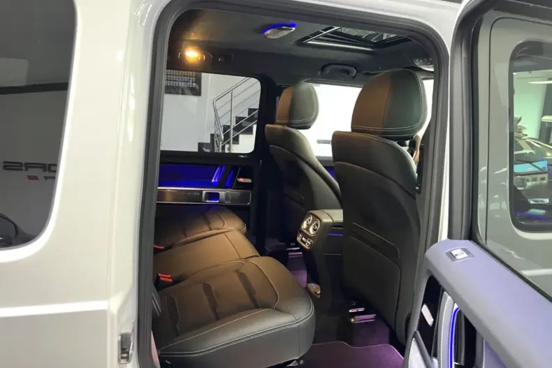 Mercedes-Benz G 63 AMG din 2024 cu 25 km - oferta MER122367 - foto 23