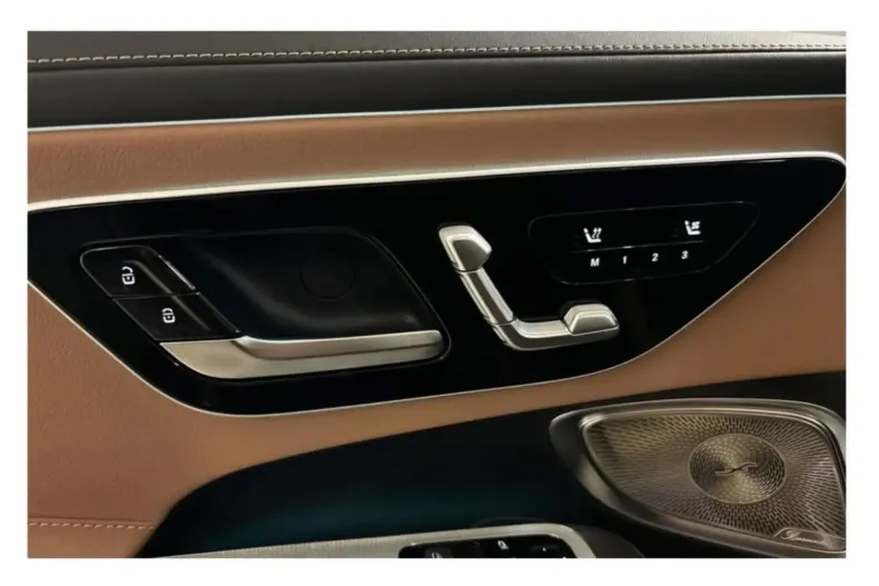 Mercedes-Benz CLE 300 din 2023 cu 6.500 km - oferta MER122368 - foto 11