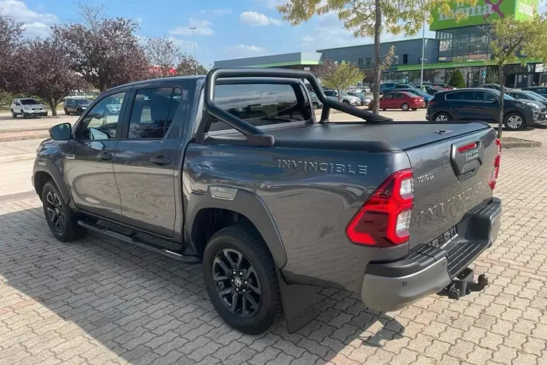 Toyota Hilux din 2023 cu 39.500 km - oferta TOY122370 - foto 3