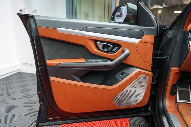 Lamborghini Urus din 2022 cu 57.000 km - oferta LAM122372 - foto 12