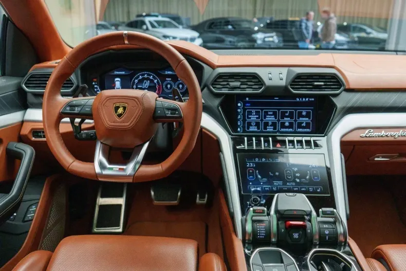 Lamborghini Urus din 2022 cu 57.000 km - oferta LAM122372 - foto 18