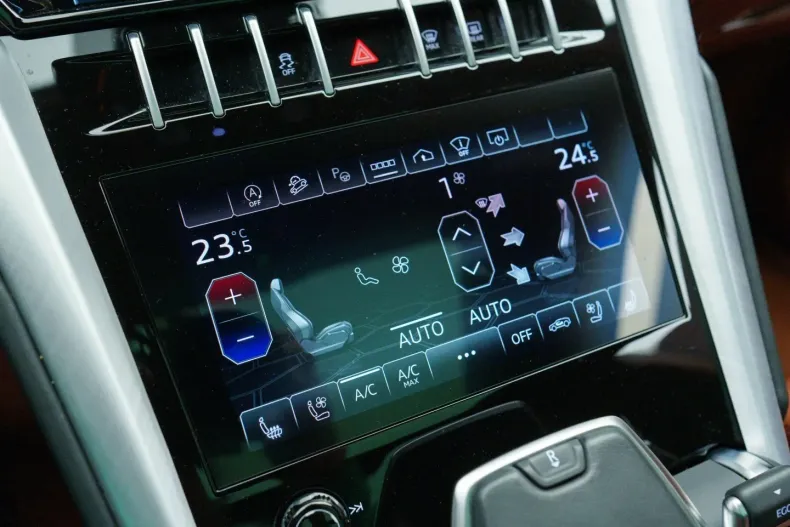 Lamborghini Urus din 2022 cu 57.000 km - oferta LAM122372 - foto 23