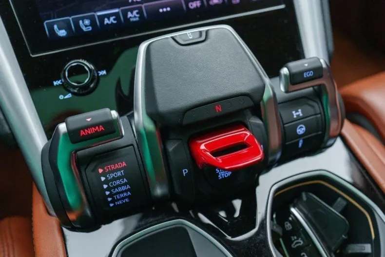 Lamborghini Urus din 2022 cu 57.000 km - oferta LAM122372 - foto 28