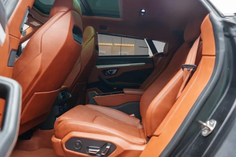 Lamborghini Urus din 2022 cu 57.000 km - oferta LAM122372 - foto 33