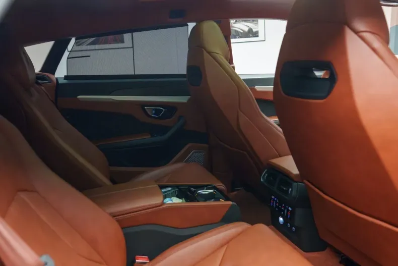 Lamborghini Urus din 2022 cu 57.000 km - oferta LAM122372 - foto 35