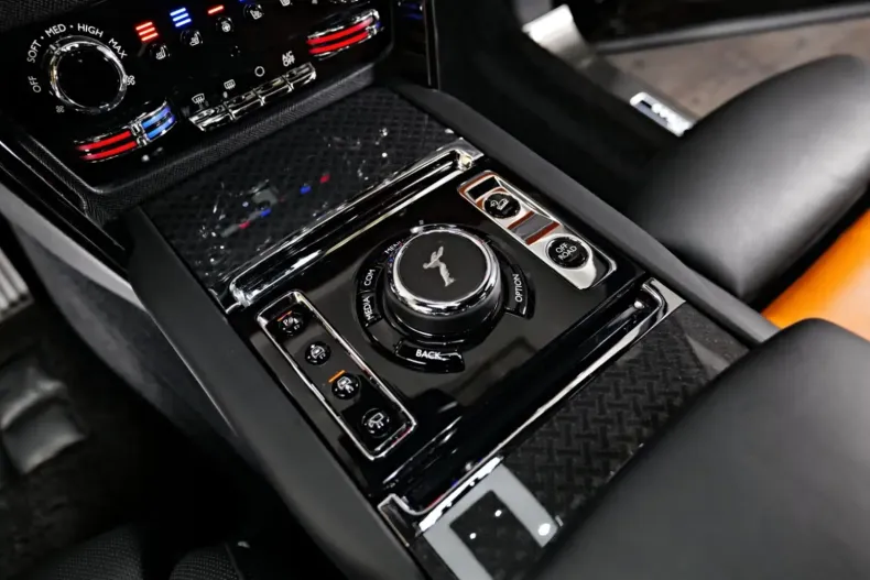 Rolls-Royce Cullinan din 2023 cu 12.550 km - oferta ROL122373 - foto 19