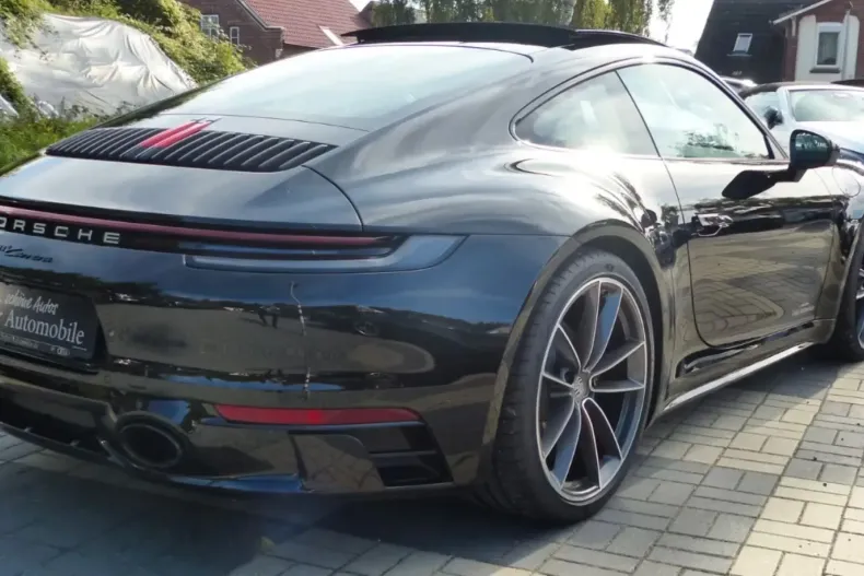 Porsche 911 din 2023 cu 9.200 km - oferta POR122392 - foto 6