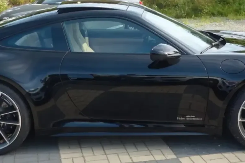 Porsche 911 din 2023 cu 9.200 km - oferta POR122392 - foto 8