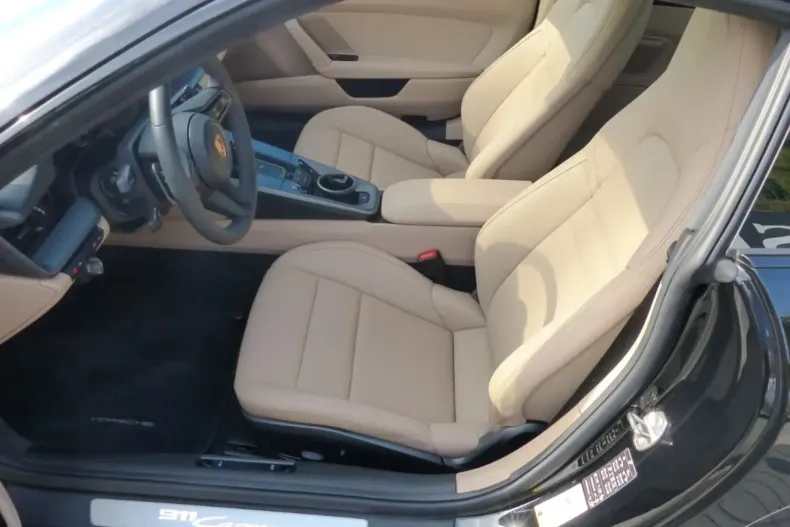 Porsche 911 din 2023 cu 9.200 km - oferta POR122392 - foto 9