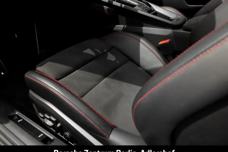 Porsche 992 din 2024 cu 11.018 km - oferta POR122402 - foto 24