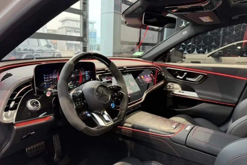 Mercedes-Benz E 53 AMG din 2025 cu 10.000 km - oferta MER122408 - foto 7