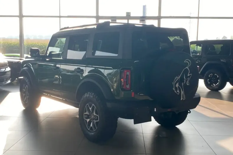 Ford Bronco din 2024 cu 11.100 km - oferta FOR122414 - foto 9