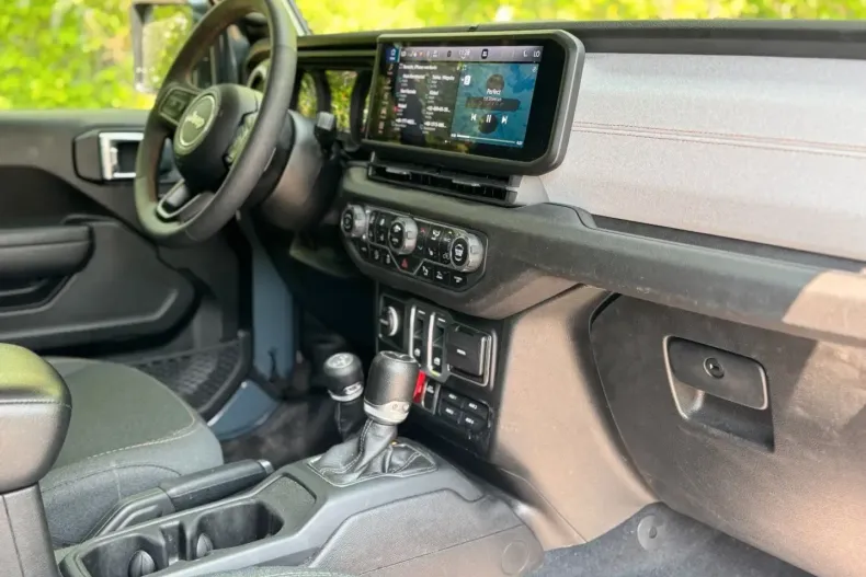 Jeep Wrangler din 2023 cu 37.859 km - oferta JEE122415 - foto 12