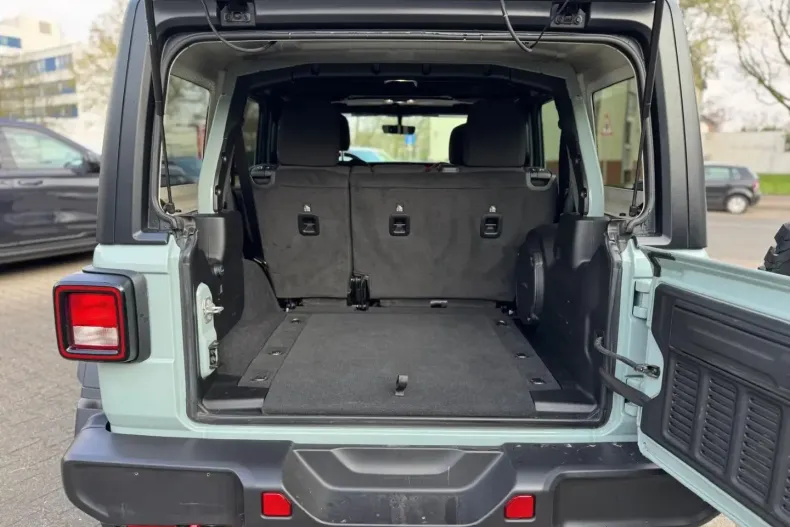 Jeep Wrangler din 2023 cu 41.200 km - oferta JEE122416 - foto 22