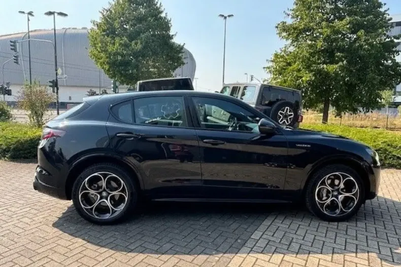 Alfa Romeo Stelvio din 2024 cu 18.888 km - oferta ALF122418 - foto 6