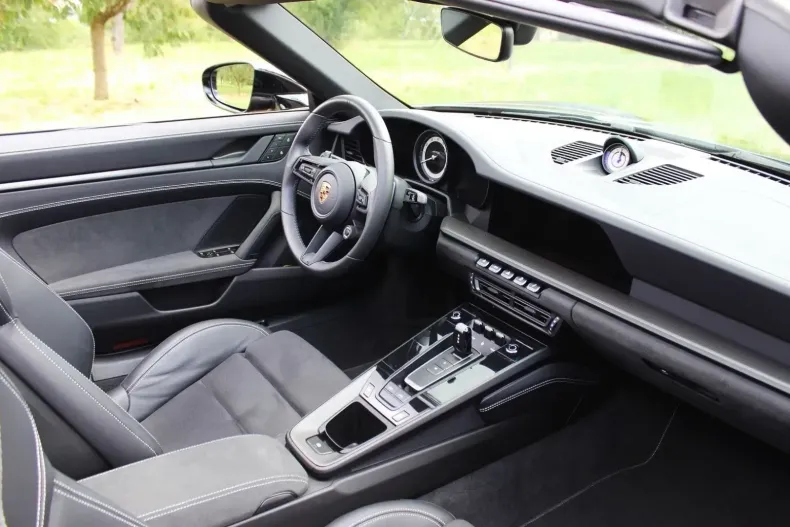 Porsche 992 din 2024 cu 6.200 km - oferta POR122421 - foto 17