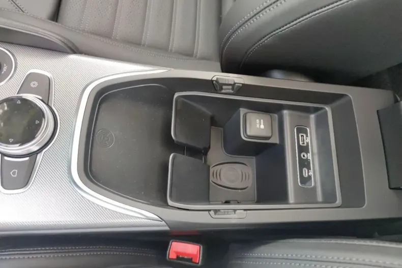 Alfa Romeo Giulia din 2024 cu 5.350 km - oferta ALF122423 - foto 20