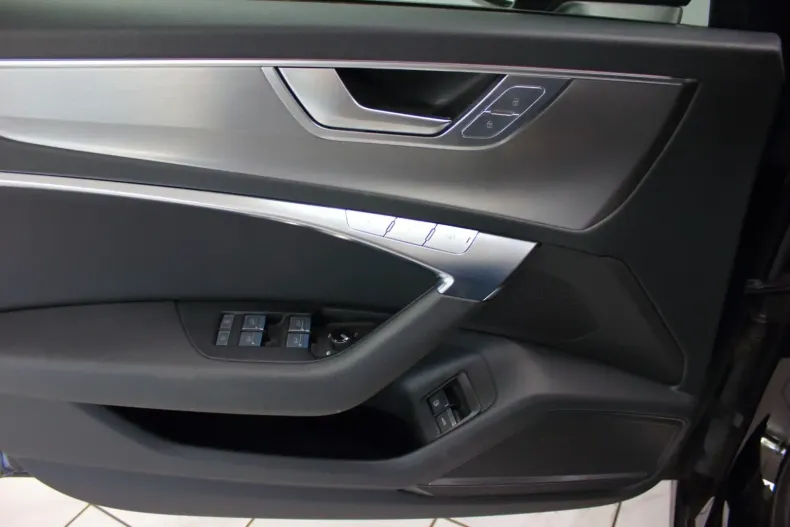 Audi A6 din 2021 cu 64.288 km - oferta AUD122446 - foto 30