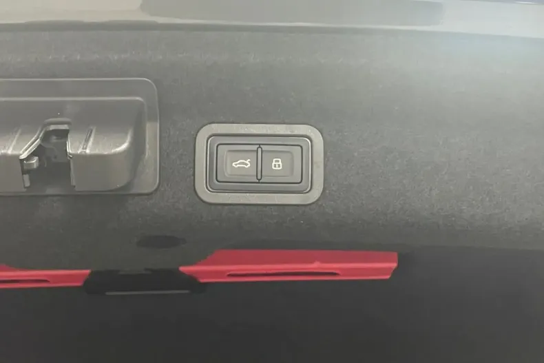 Audi A6 din 2021 cu 44.200 km - oferta AUD122447 - foto 24