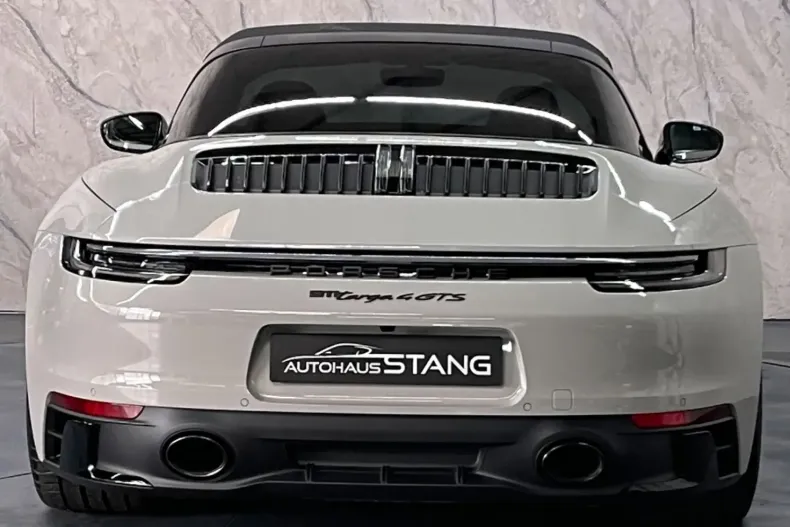 Porsche 911 din 2023 cu 6.000 km - oferta POR122448 - foto 5