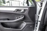 Porsche Macan din 2020 cu 80.000 km - oferta POR122450 - foto 8