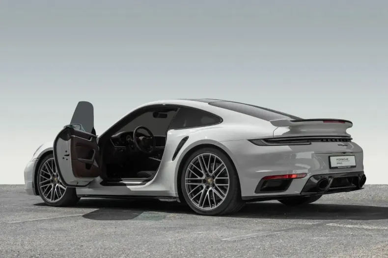 Porsche 992 din 2024 cu 8.100 km - oferta POR122464 - foto 5