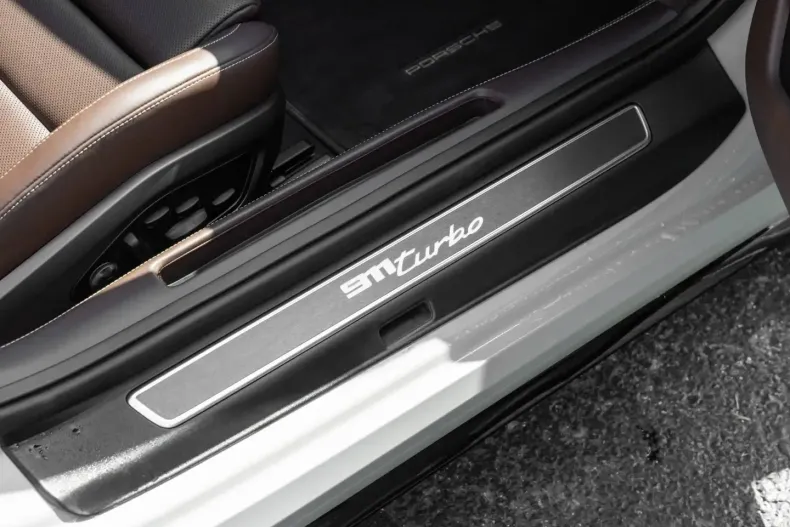 Porsche 992 din 2024 cu 8.100 km - oferta POR122464 - foto 23