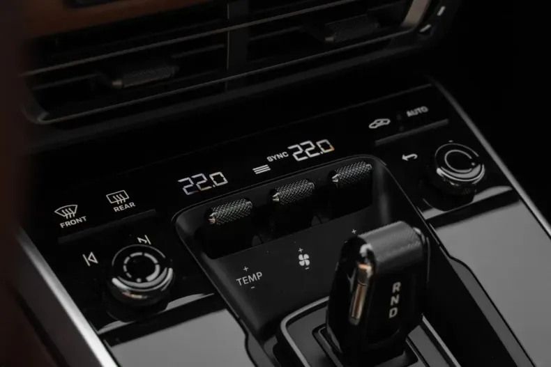 Porsche 992 din 2024 cu 8.100 km - oferta POR122464 - foto 28