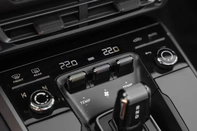 Porsche 992 din 2024 cu 31.700 km - oferta POR122465 - foto 24