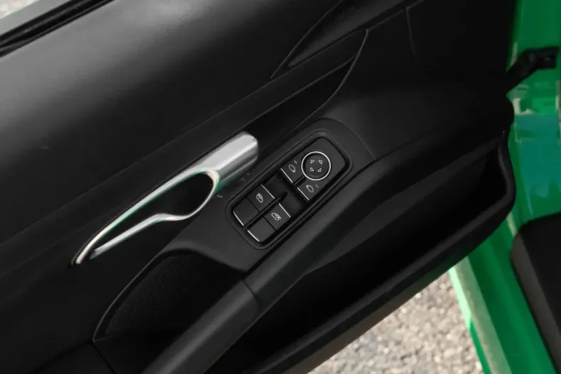 Porsche Boxster din 2023 cu 18.800 km - oferta POR122470 - foto 21