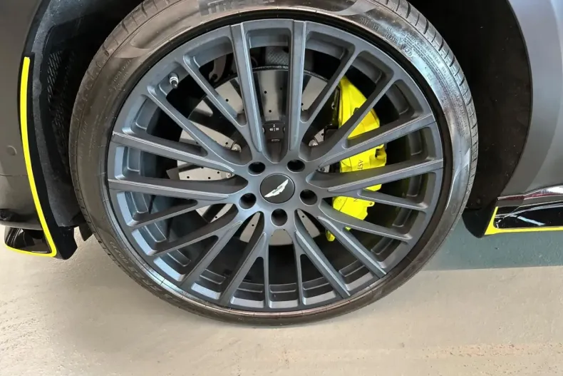 Aston Martin DBX din 2023 cu 10.550 km - oferta AST122483 - foto 7