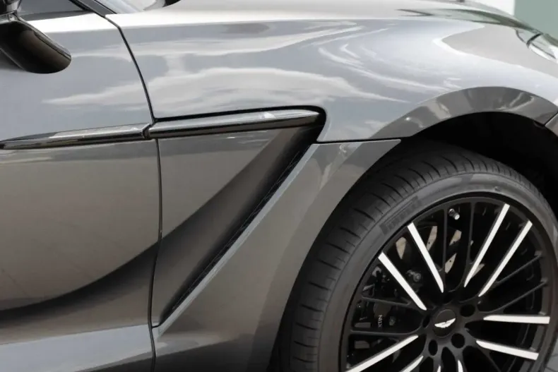 Aston Martin DBX din 2024 cu 15.100 km - oferta AST122484 - foto 7