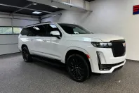 Cadillac Escalade din 2022 cu 42.566 km - oferta CAD122488 - foto 1