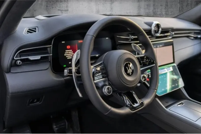 Maserati Grecale din 2022 cu 51.590 km - oferta MAS122497 - foto 8