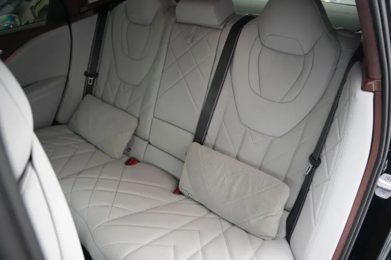 BMW XM din 2023 cu 6.500 km - oferta BMW122499 - foto 39