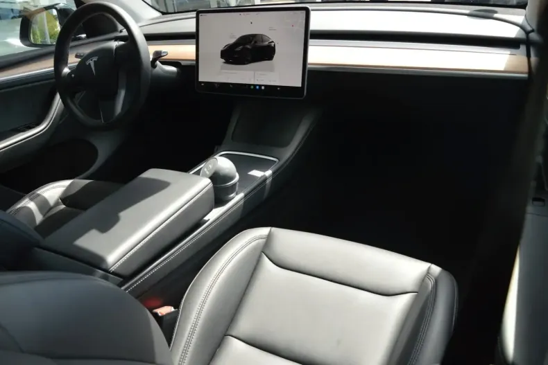 Tesla Model Y din 2022 cu 61.561 km - oferta TES122501 - foto 10