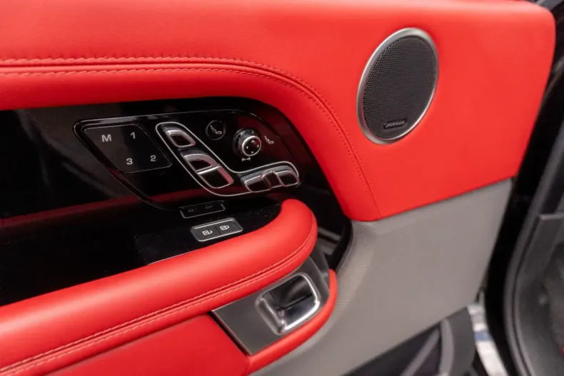 Land Rover Range Rover din 2021 cu 69.560 km - oferta LAN122506 - foto 10